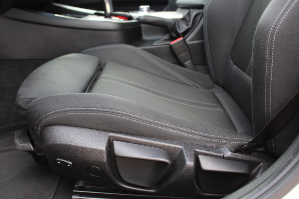 BMW 1-serie 118i Centennial Executive AUTOMAAT NAP MULTIMEDIA