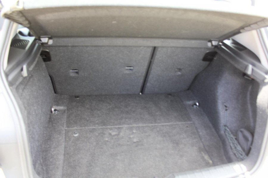 BMW 1-serie 118i Centennial Executive AUTOMAAT NAP MULTIMEDIA
