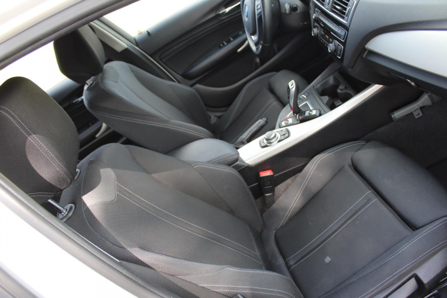 BMW 1-serie 118i Centennial Executive AUTOMAAT NAP MULTIMEDIA