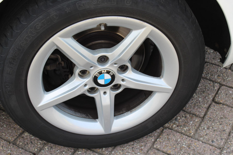 BMW 1-serie 118i Centennial Executive AUTOMAAT NAP MULTIMEDIA
