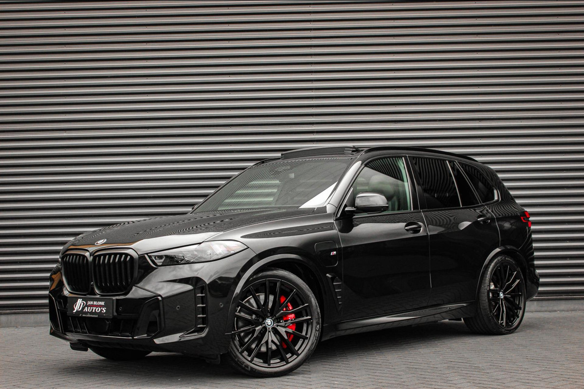 BMW X5 XDrive50e High Executive M-SPORT PRO / HEAD- UP / PANO- DAK / LUCHTVERING / DRIVING ASSISANT PROFESSIONAL / MENORY / LED BMW X5 XDrive50e High Executive M-SPORT PRO / HEAD- UP / PANO- DAK / LUCHTVERING / DRIVING ASSISANT PROFESSIONAL / MENORY / LED