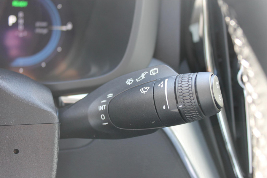 Volvo XC60 T8 Plug-in hybrid AWD Plus Dark Long Range / Panoramisch schuif-kanteldak / lederen bekleding / 360 graden camera / 20" lichtmetalen velgen
