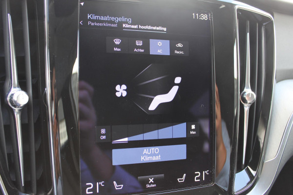Volvo V60 B4 211PK Automaat Inscription Lederen bekleding / 18" lichtmetalen velgen / Apple Carplay / Adaptieve Cruise control / Stoelverwarming / Elektrisch bedienbare bestuurdersstoel met geheugen