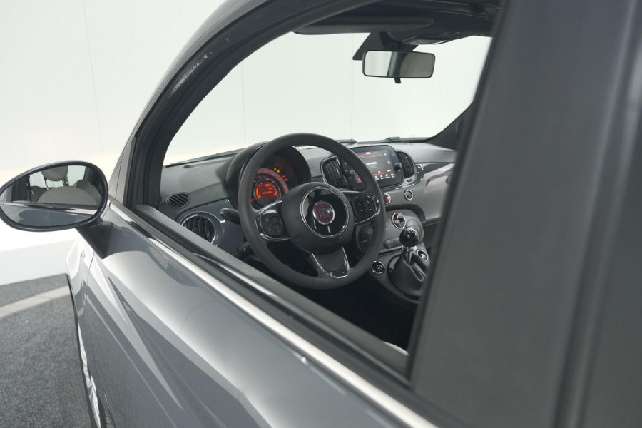 Fiat 500 1.0 Hybrid Dolcevita | Panoramadak | Apple Carplay | Parkeersensoren | Climate Control