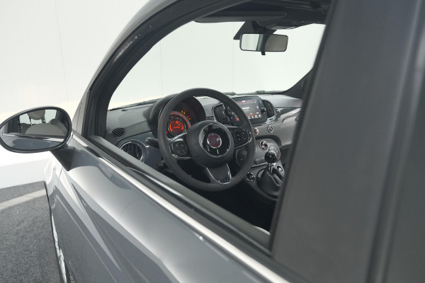 Fiat 500 1.0 Hybrid Dolcevita | Panoramadak | Apple Carplay | Parkeersensoren | Climate Control