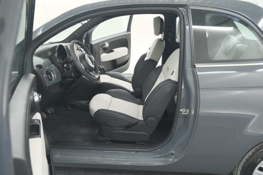 Fiat 500 1.0 Hybrid Dolcevita | Panoramadak | Apple Carplay | Parkeersensoren | Climate Control