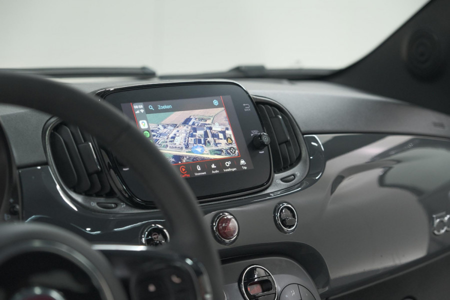 Fiat 500 1.0 Hybrid Dolcevita | Panoramadak | Apple Carplay | Parkeersensoren | Climate Control