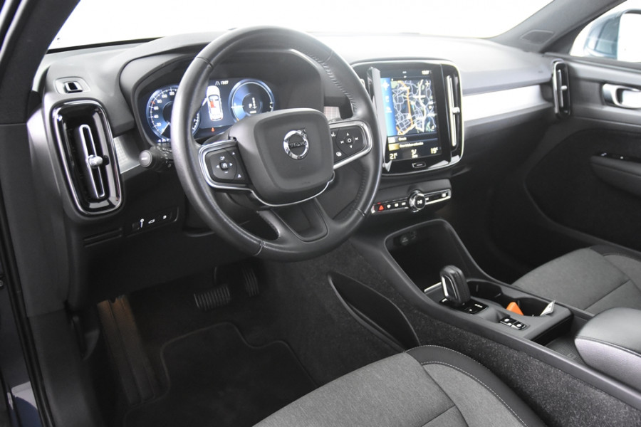 Volvo XC40 1.5 T4 Recharge Inscription *1ste Eigenaar*Navigatie*Trekhaak*