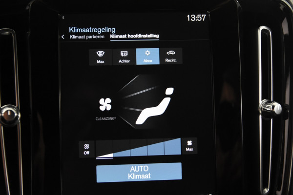 Volvo XC40 1.5 T4 Recharge Inscription *1ste Eigenaar*Navigatie*Trekhaak*