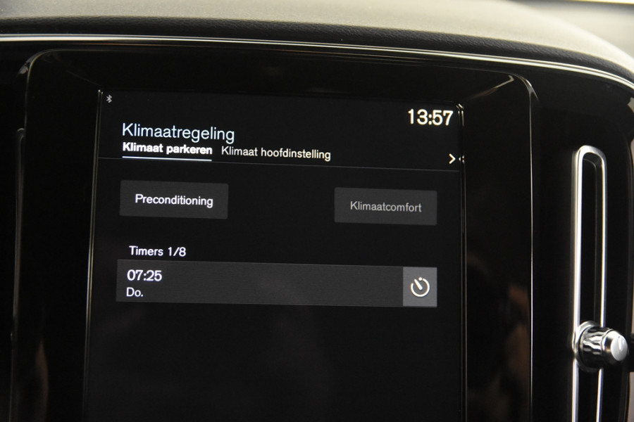 Volvo XC40 1.5 T4 Recharge Inscription *1ste Eigenaar*Navigatie*Trekhaak*