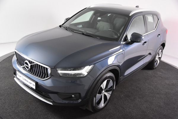 Volvo XC40 1.5 T4 Recharge Inscription *1ste Eigenaar*Navigatie*Trekhaak*