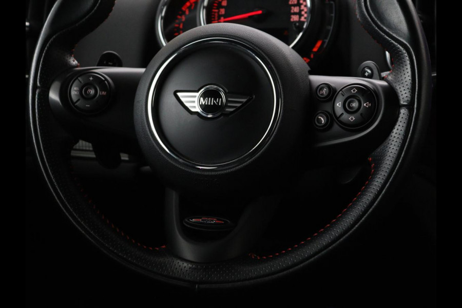 MINI Countryman 2.0 John Cooper Works ALL4 Chili | Panoramadak | Stoelverwarming | Leder | Head-Up | Harman/Kardon | Carplay | Memory