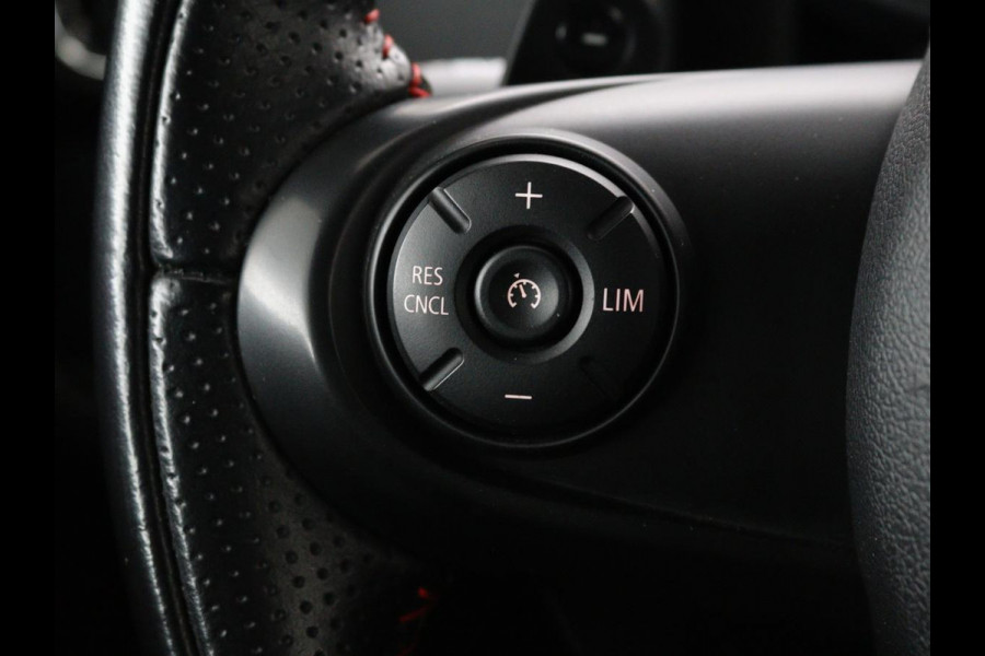 MINI Countryman 2.0 John Cooper Works ALL4 Chili | Panoramadak | Stoelverwarming | Leder | Head-Up | Harman/Kardon | Carplay | Memory