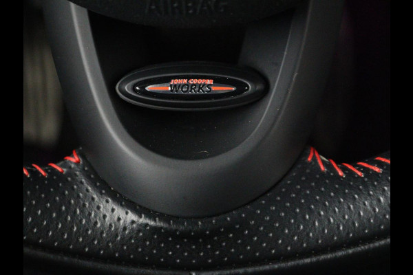 MINI Countryman 2.0 John Cooper Works ALL4 Chili | Panoramadak | Stoelverwarming | Leder | Head-Up | Harman/Kardon | Carplay | Memory