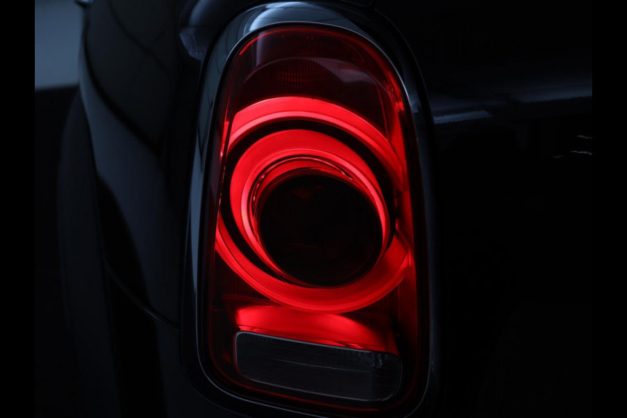 MINI Countryman 2.0 John Cooper Works ALL4 Chili | Panoramadak | Stoelverwarming | Leder | Head-Up | Harman/Kardon | Carplay | Memory