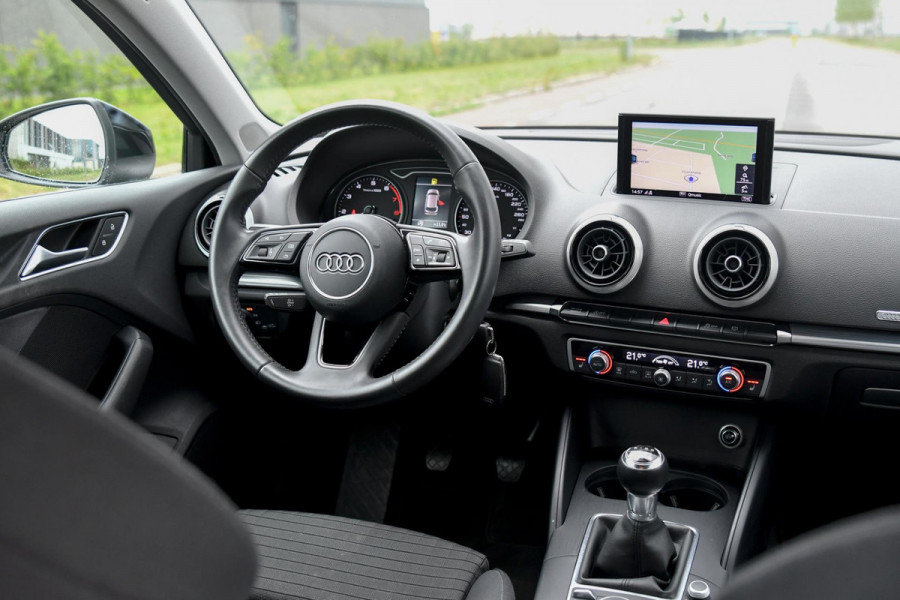 Audi A3 Sportback 1.0 TFSI Design Pro Line Plus. Led, Stoelverw, Clima, Cruise!
