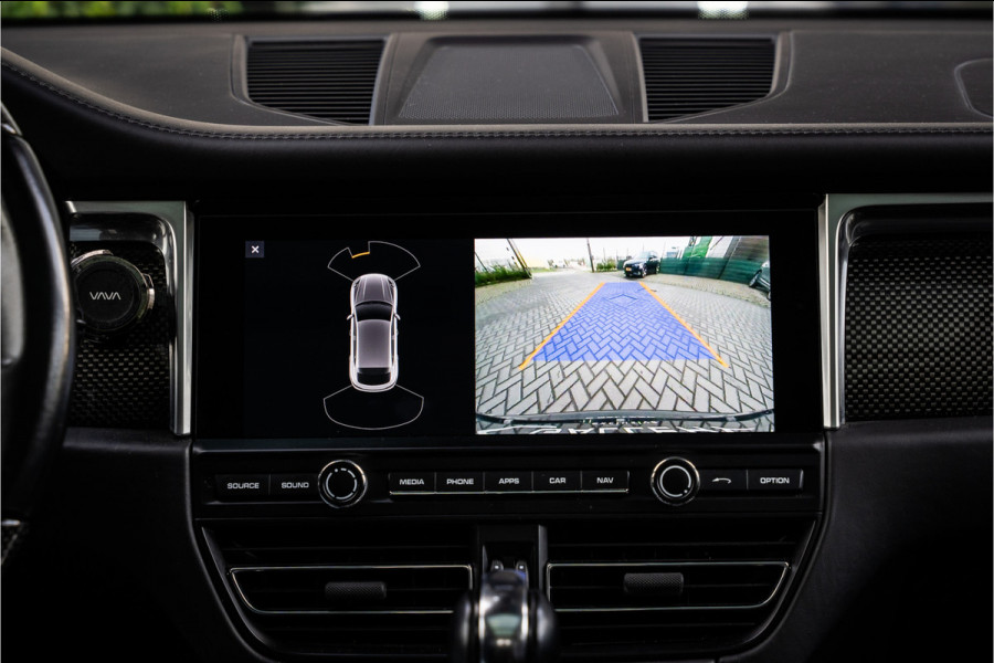 Porsche Macan 3.0 S - Facelift l Carbon l Alcantara Hemel l Panorama | Luchtv. | Elek. Trekhaak