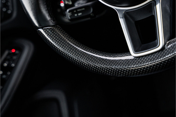 Porsche Macan 3.0 S - Facelift l Carbon l Alcantara Hemel l Panorama | Luchtv. | Elek. Trekhaak