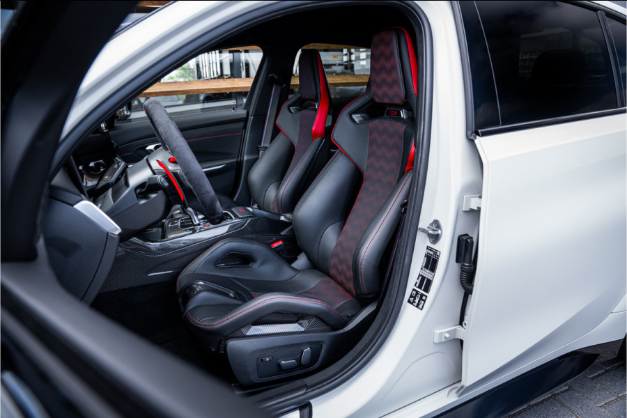 BMW M3 CS - Carbon in/exterieur | Schaalstoelen | H&K | Memory