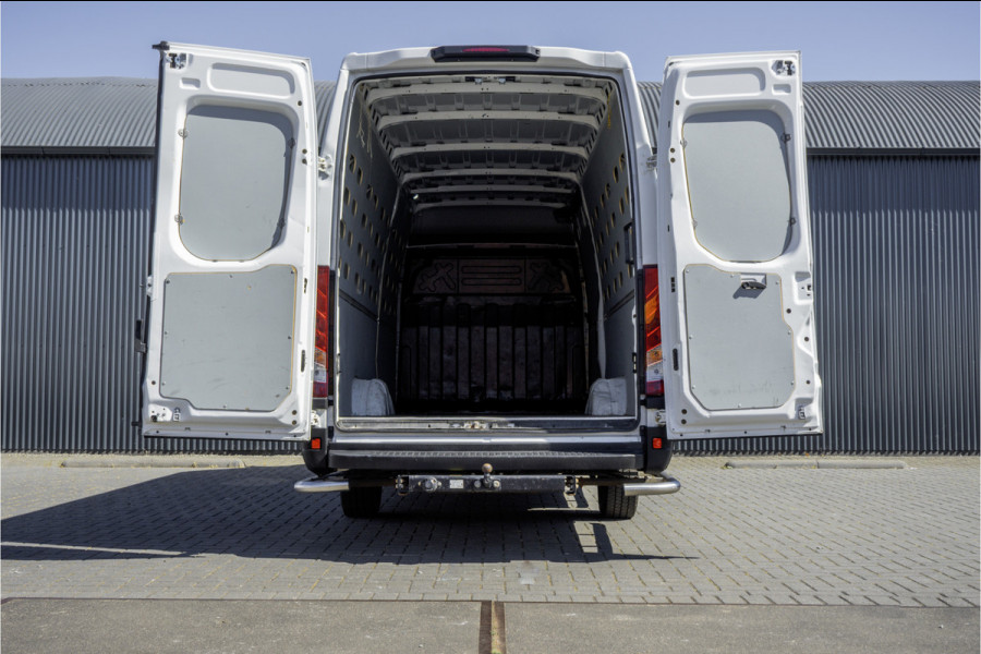 Iveco Daily 35S14V 2.3 L4H2 | Automaat | 3.5T Trekgewicht | Climate | Cruise | Euro 6