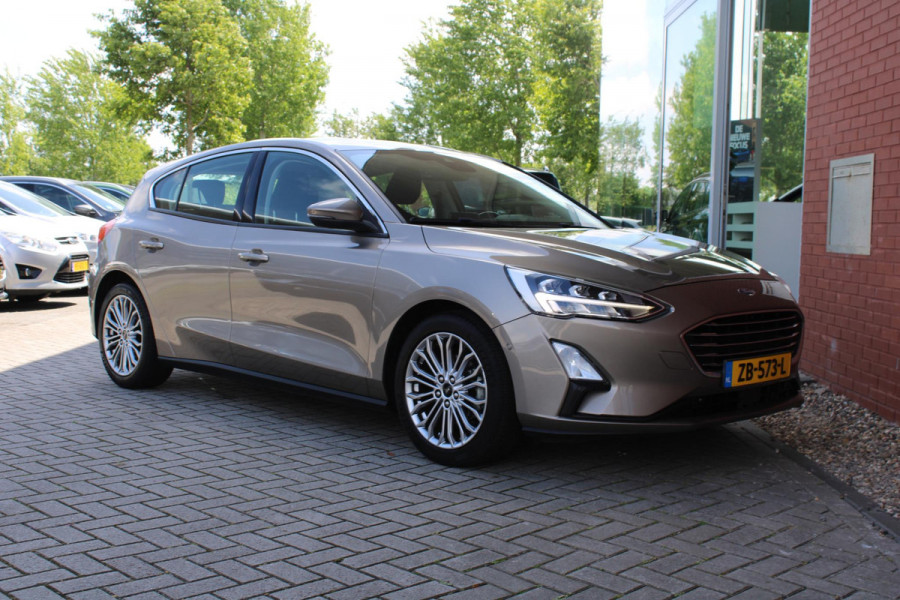 Ford Focus 1.0 EcoBoost Titanium Business | Winter Pack | Full LED | 10-weg verstelbare stoel | 17 inch | Camera | Head up Display | Bang&Olufsen