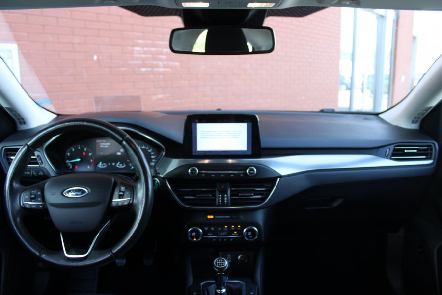 Ford Focus 1.0 EcoBoost Titanium Business | Winter Pack | Full LED | 10-weg verstelbare stoel | 17 inch | Camera | Head up Display | Bang&Olufsen