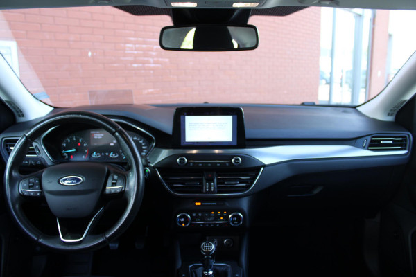 Ford Focus 1.0 EcoBoost Titanium Business | Winter Pack | Full LED | 10-weg verstelbare stoel | 17 inch | Camera | Head up Display | Bang&Olufsen