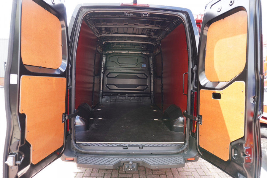 Renault Master T35 2.0 dCi 170PK L3H2 Extra Schuifdeur links en Rechts Nr. V070 | Climate | Navi | Cruise | Trekhaak|Betimmering