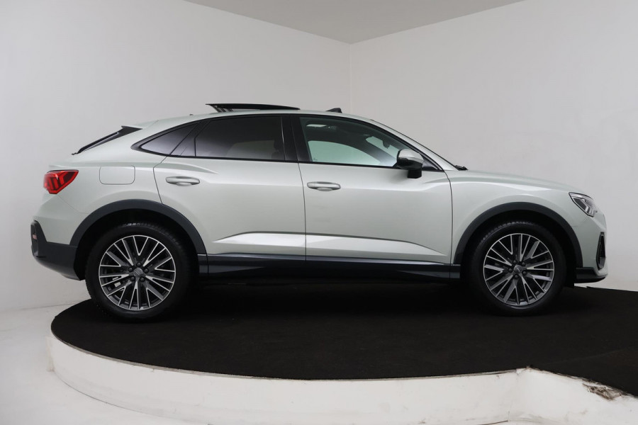 Audi Q3 Sportback 35 TFSI S-line (PANORAMADAK, CAMERA, CARPLAY, LEDER, LED, ELEKT. ACHTERKLEP)