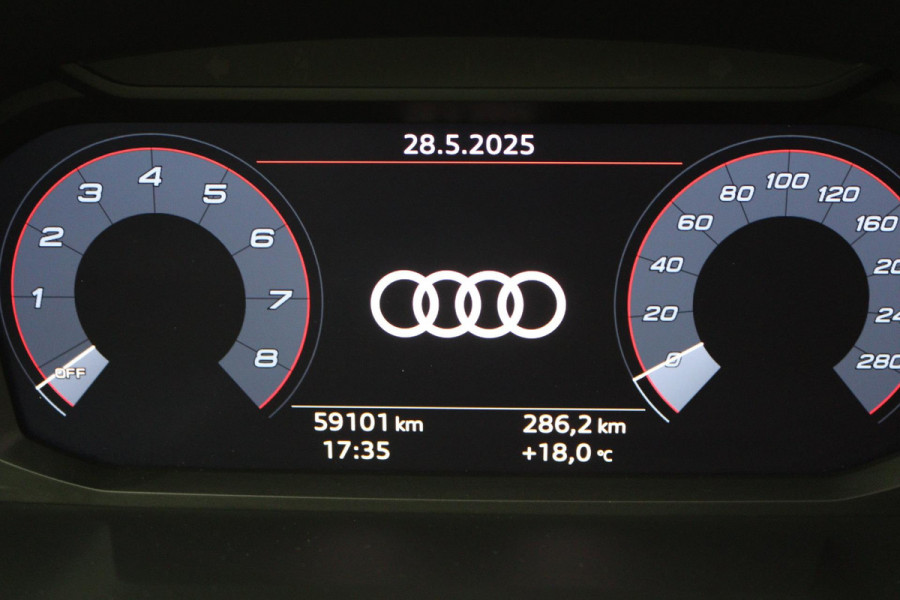 Audi Q3 Sportback 35 TFSI S-line (PANORAMADAK, CAMERA, CARPLAY, LEDER, LED, ELEKT. ACHTERKLEP)