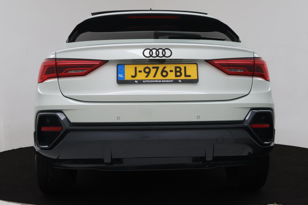 Audi Q3 Sportback 35 TFSI S-line (PANORAMADAK, CAMERA, CARPLAY, LEDER, LED, ELEKT. ACHTERKLEP)