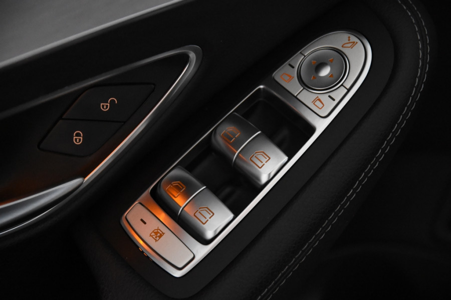 Mercedes-Benz C-Klasse 180 AMG Line *1ste eigenaar*Leer*2x AMG*Navigatie*