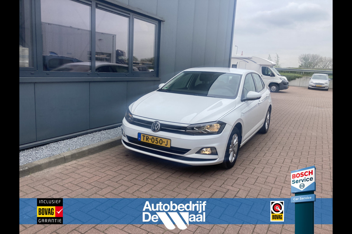 Volkswagen Polo 1.0 TSI 95pk Comfortline Exec. 5-drs. NAVI/CARPLAY/ADAPT.CRUISE/TREKHAAK Volkswagen Polo 1.0 TSI 95pk Comfortline Exec. 5-drs. NAVI/CARPLAY/ADAPT.CRUISE/TREKHAAK
