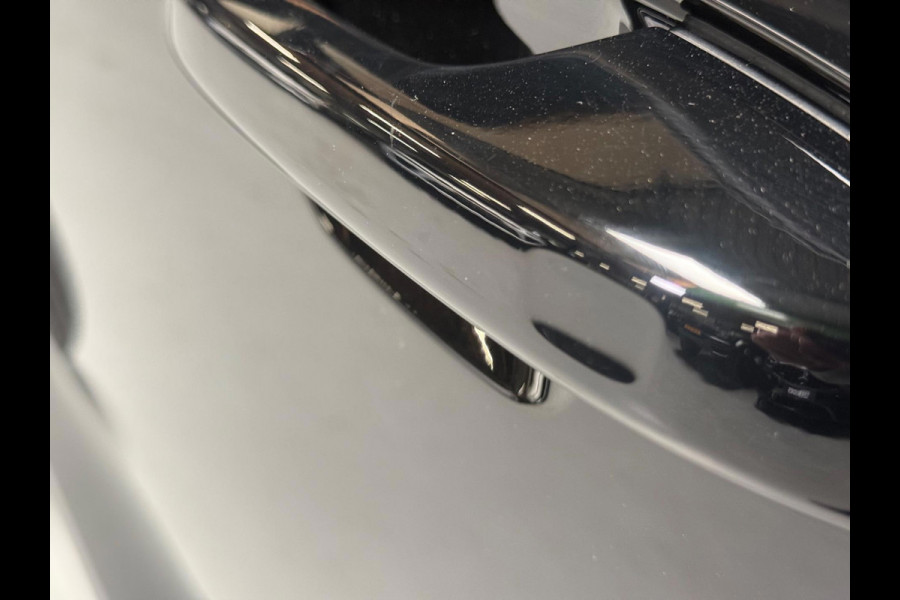 Volvo XC40 1.5 T3 Business Pro | ACC & PA | BLIS | CarPlay | Camera | Keyless |
