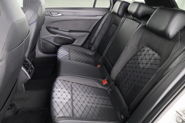 Volkswagen GOLF Variant R-Line-Edition 1.5 eTSI 85 kW / 116 pk Variant 7 v ersn. DSG