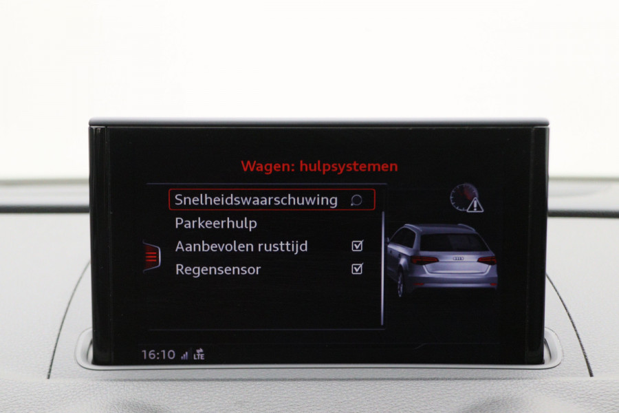 Audi A3 Sportback 35 TFSI CoD Advance Sport Automaat S Line, Panoramadak, Leer, Apple Carplay, Camera, LED