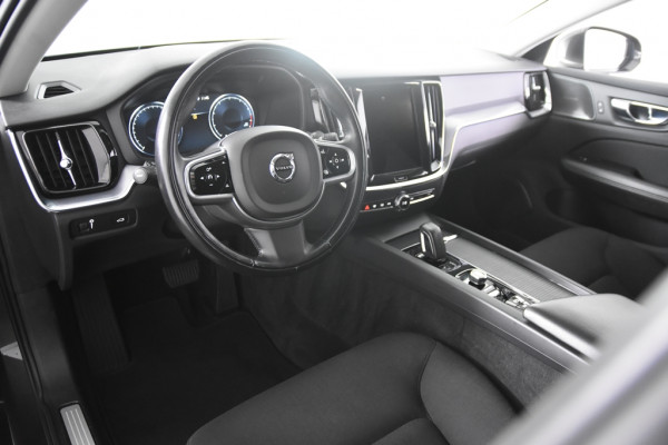 Volvo V60 2.0 B3 Momentum *1ste Eigenaar*Navigatie*Park assist*