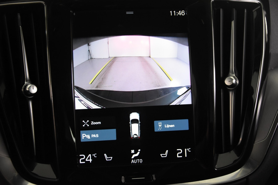 Volvo V60 2.0 B3 Momentum *1ste Eigenaar*Navigatie*Park assist*