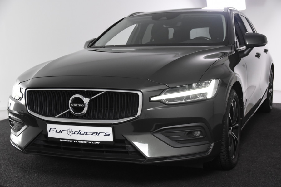 Volvo V60 2.0 B3 Momentum *1ste Eigenaar*Navigatie*Park assist*