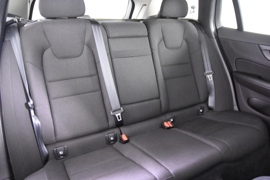 Volvo V60 2.0 B3 Momentum *1ste Eigenaar*Navigatie*Park assist*