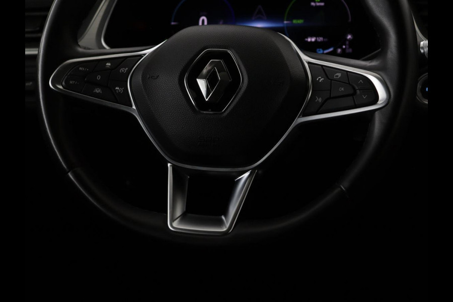 Renault Captur 1.6 E-Tech Plug-in Hybrid 160 Intens | Adaptive cruise | Stuurverwarming | Carplay | Full LED | Keyless | Navigatie | Parkeerhulp