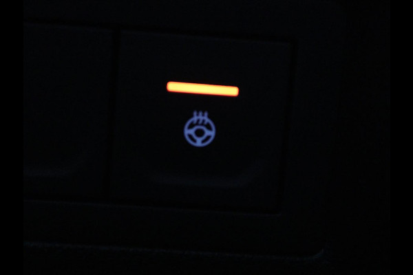 Renault Captur 1.6 E-Tech Plug-in Hybrid 160 Intens | Adaptive cruise | Stuurverwarming | Carplay | Full LED | Keyless | Navigatie | Parkeerhulp