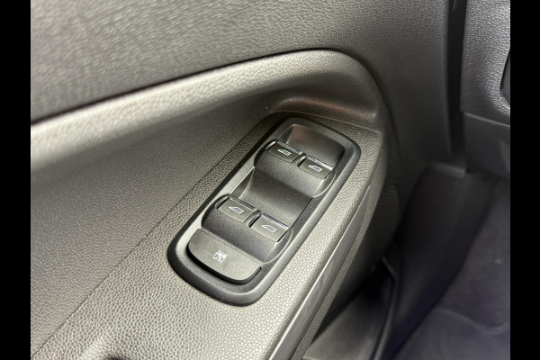 Ford EcoSport 1.0 EcoBoost Titanium S 2e Eigenaar,Navi,Clima,Cruise,PDC,Trekhaak,Stoel verw,125pk,Bluetooth,Elek ramen,N.A.P,APK tot 05-2026