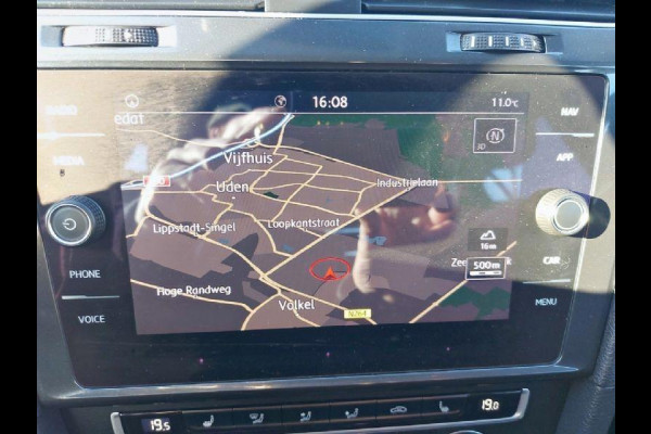 Volkswagen Golf 1.0 TSI Comfortline Business airco,cruise,navigatie,stoelverwarming,parkeersensoren,