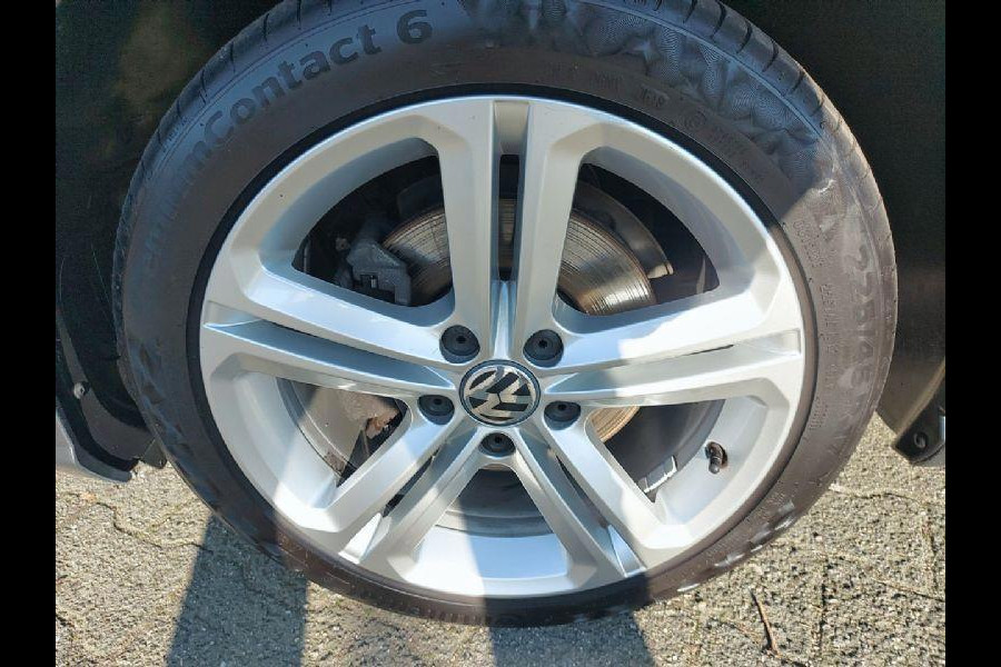 Volkswagen Golf 1.0 TSI Comfortline Business airco,cruise,navigatie,stoelverwarming,parkeersensoren,