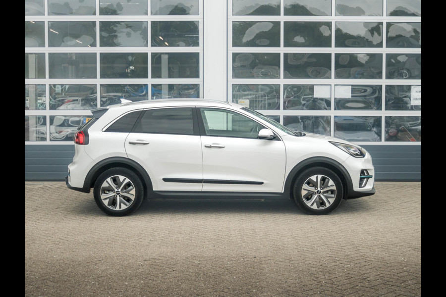 Kia e-Niro DynamicPlusLine 64 kWh l Stoel verwarming l Stuurwiel verwarming l 3 Fase l Trekhaak