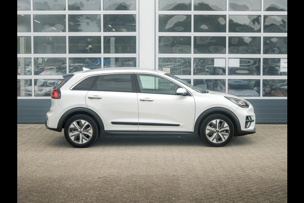 Kia e-Niro DynamicPlusLine 64 kWh l Stoel verwarming l Stuurwiel verwarming l 3 Fase l Trekhaak