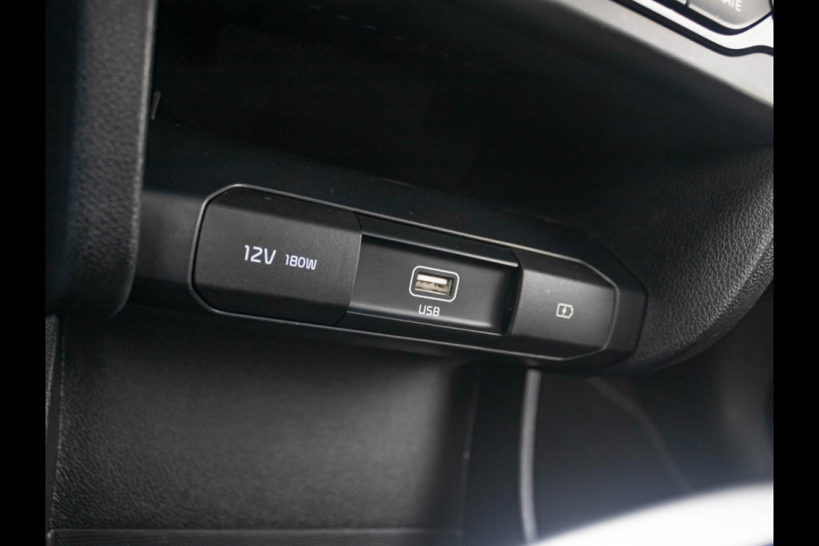 Kia e-Niro DynamicPlusLine 64 kWh l Stoel verwarming l Stuurwiel verwarming l 3 Fase l Trekhaak