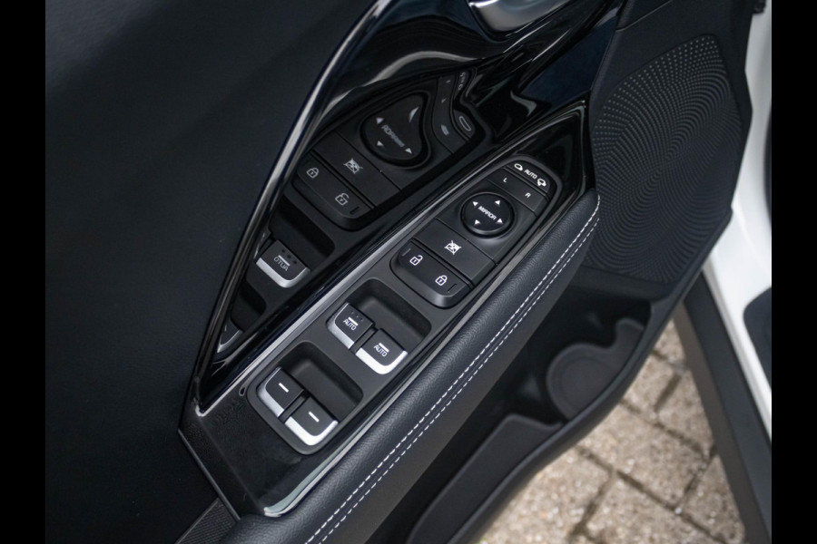 Kia e-Niro DynamicPlusLine 64 kWh l Stoel verwarming l Stuurwiel verwarming l 3 Fase l Trekhaak