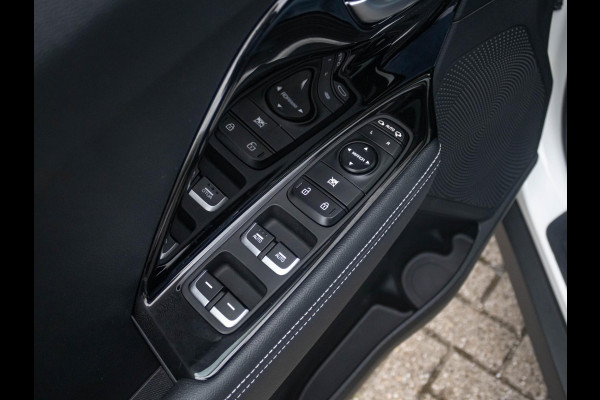 Kia e-Niro DynamicPlusLine 64 kWh l Stoel verwarming l Stuurwiel verwarming l 3 Fase l Trekhaak